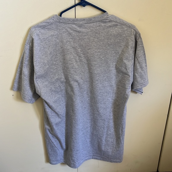 NWOT Grey Men’s Disc Golf T-Shirt, size Medium - Picture 2 of 3